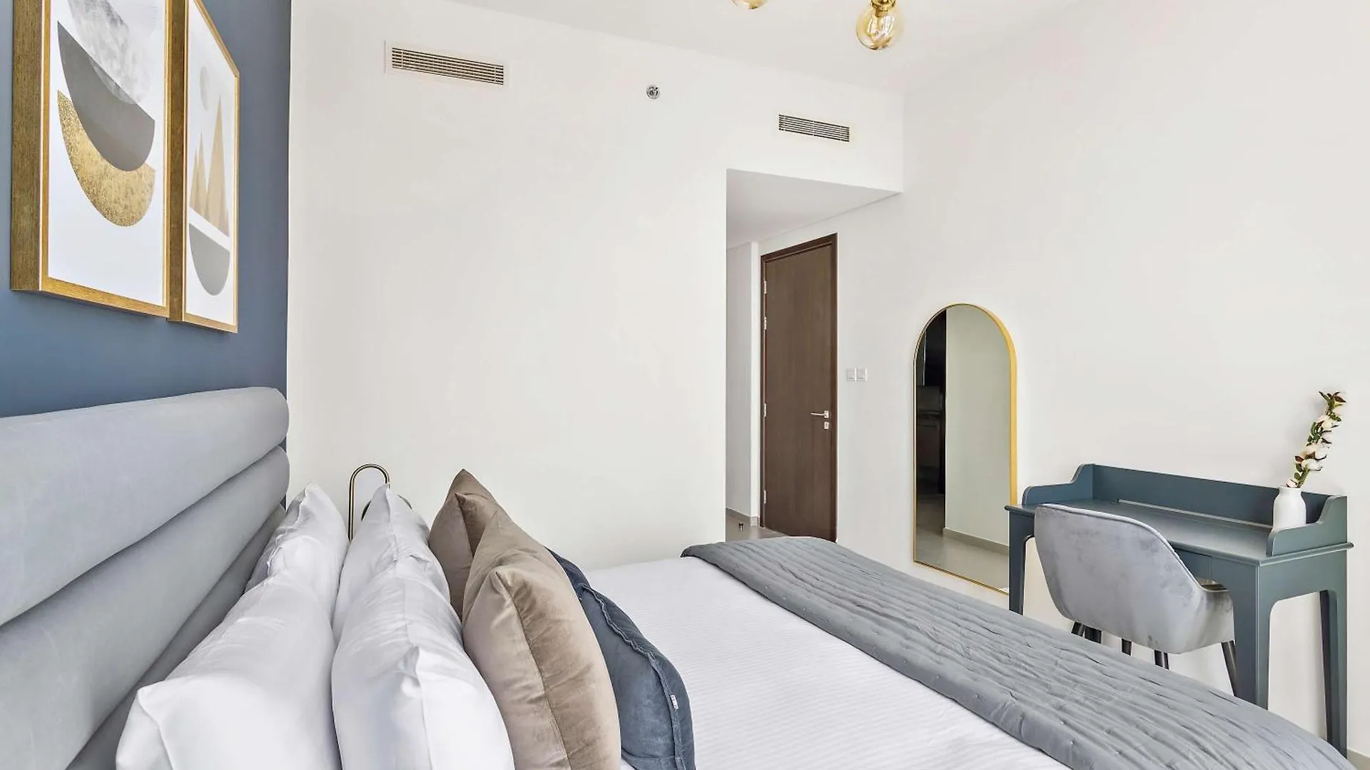 Silkhaus Modern Boulevard 1Bdr Near Burj Khalifa In Downtown Dubai United Arab Emirates